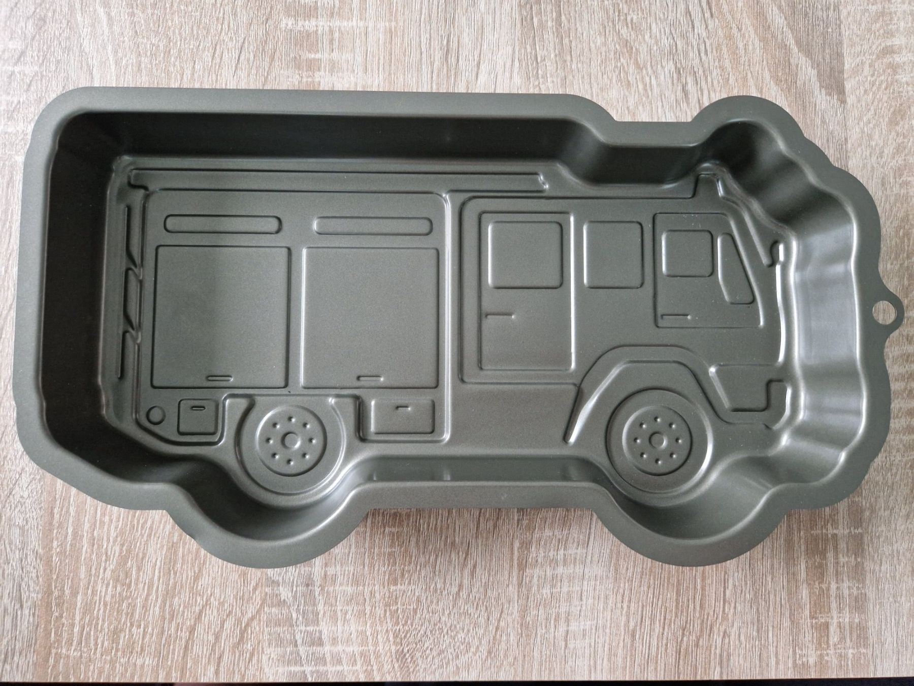 Teglie da forno: Backform Feuerwehrauto – Usato da Rebstein venduto da Ajs_Toy_Palast_1