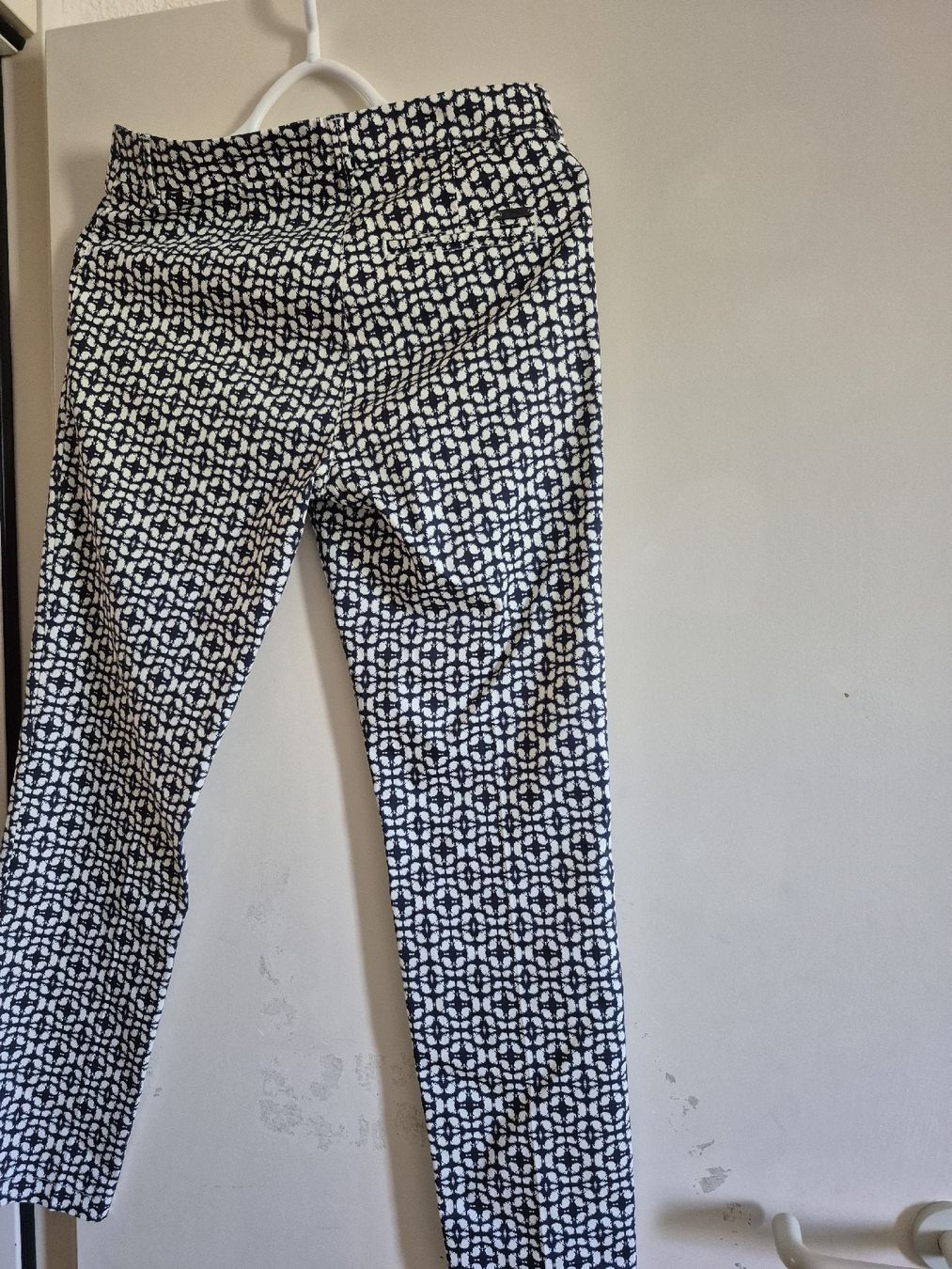Brax Pantaloni: Brax Damenhose Grösse 38 – Usato da Schöfflisdorf venduto da kin_2dp9 1