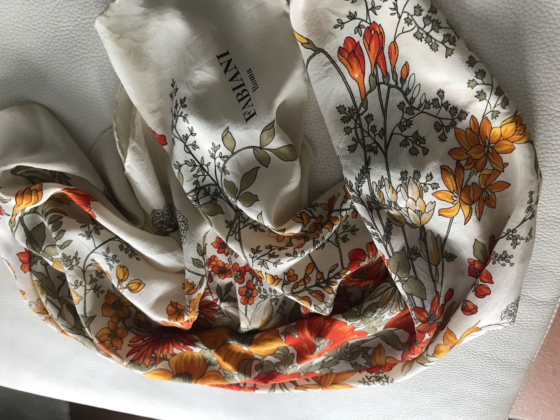 Foulard & Sciarpe: Fabiani Roma Seidenschal – Usato da Wettingen venduto da Andres54