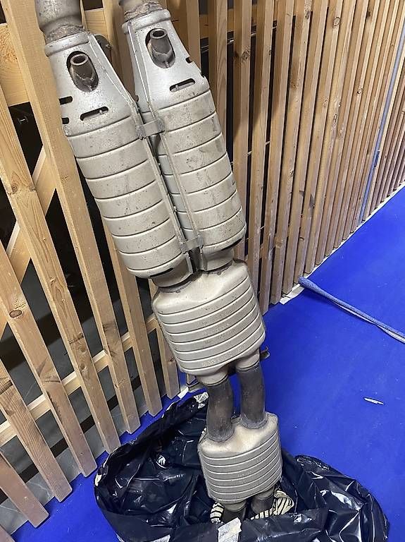 Sistemi di scarico: BMW E36 M3 catalyseur en 3 parties – Usato da Lausanne venduto da baba325 1