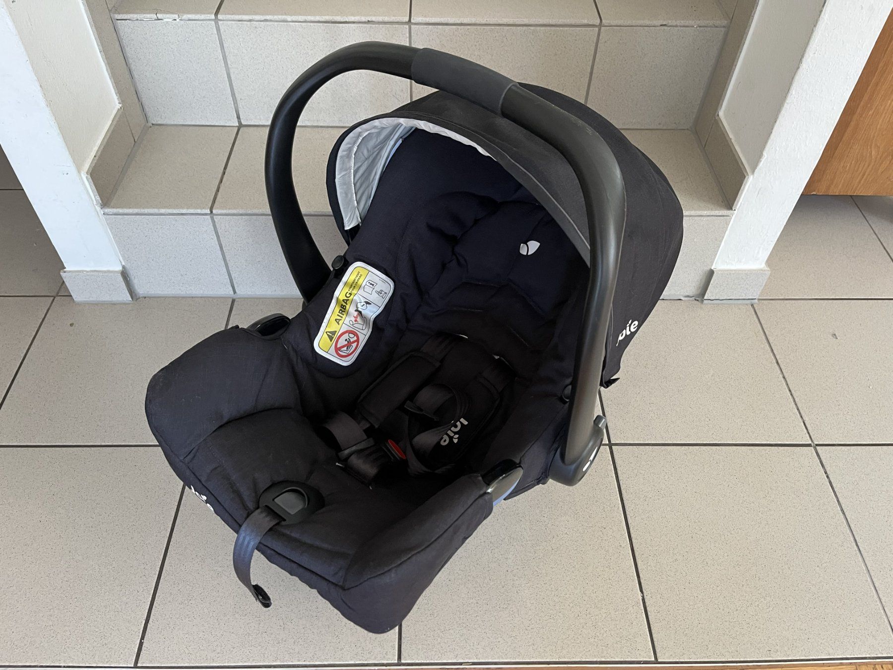 Auto-Kindersitze: Joie Babyschale i-Level / Kindersitz – Gebraucht aus Liestal von Raifur