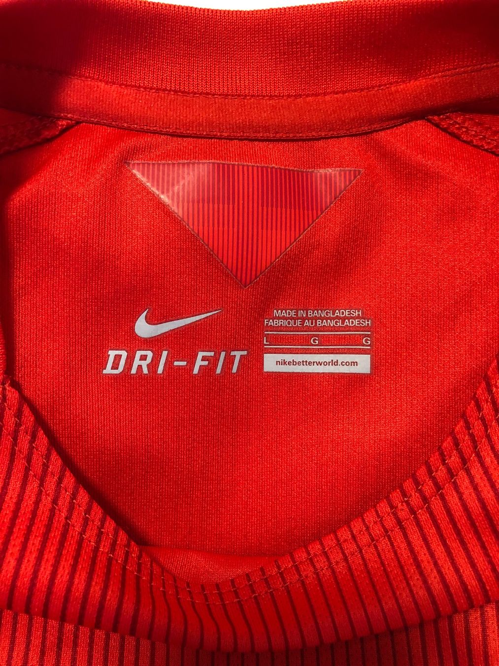 Canottiere & Pantaloni: Maillot rouge Angleterre taille L Nike – Usato da Corsier GE venduto da SWmoderncards 3