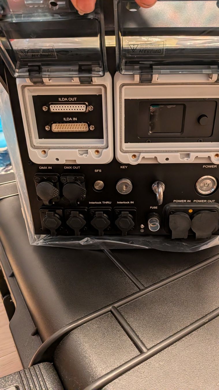 Componenti elettronici: Laserworld PL-5.000RGB MK3 – Nuovo e nell'imballaggio originale da Frauenfeld venduto da Ragons77
