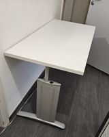 Neuwertige  Bürotisch/Schreibtisch