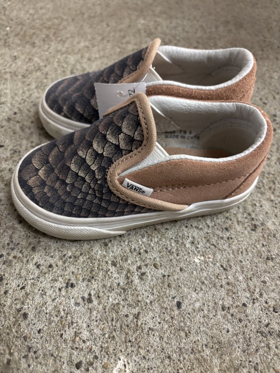 Vans Scarpe per ragazze: Vans Slip-On Schuhe Mädels, Grösse 21 – Usato da Büren an der Aare venduto da Nikito2001