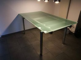 Glastisch EFFEZETA
