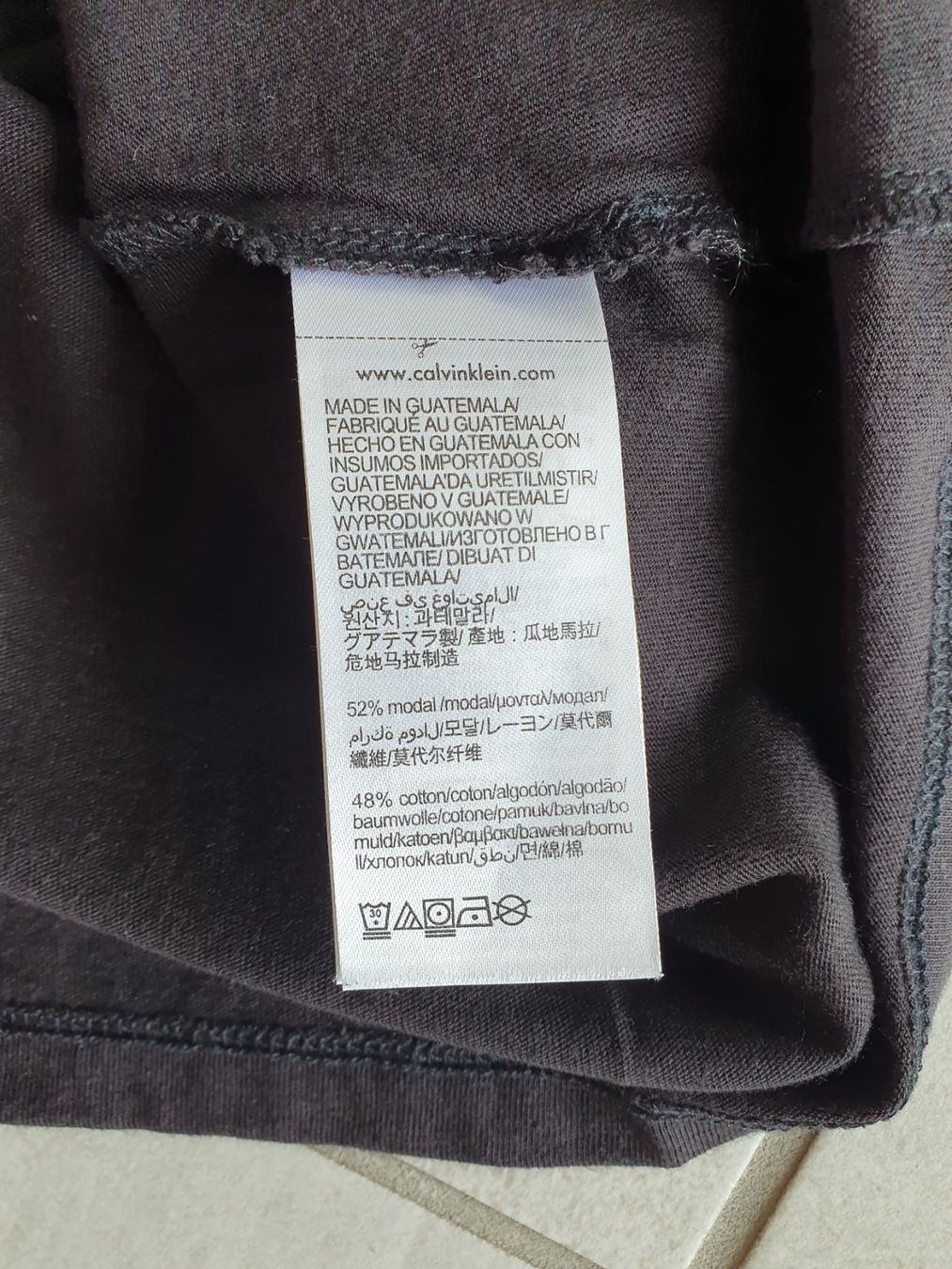 Calvin Klein T-shirt: Calvin Klein T-Shirt - Grösse XL – Nuovo (secondo la descrizione) da Hirschthal venduto da toronto-raptors82 2