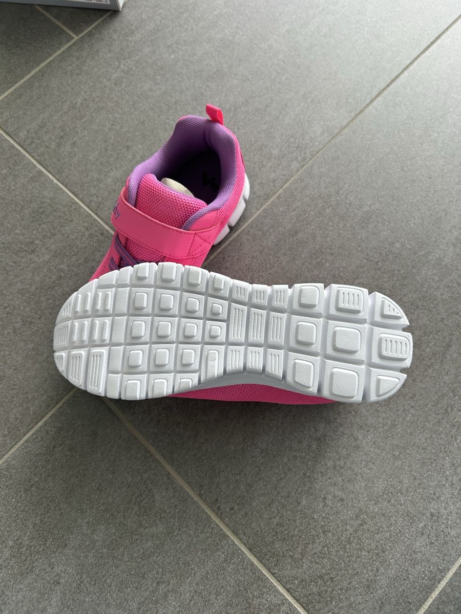 Dosenbach Scarpe per ragazze: Turnschuhe Mädchen Gr. 35 Neu – Nuovo e nell'imballaggio originale da Heitenried venduto da Scbern04 2