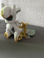 Pokémon Center Arceus Plüschtier