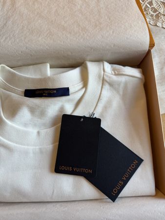 Original Louis Vuitton T-Shirt – Grösse L – 100% Baumwolle