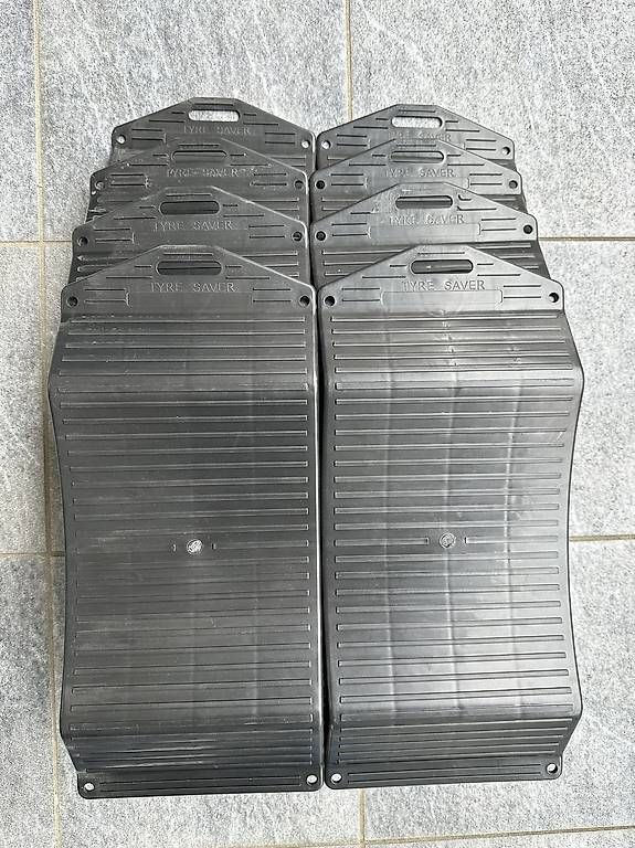 Pneumatici & Ruote complete: Tyre Saver Reifenschutz - 8er Set – Usato da Wünnewil venduto da Speed81 3