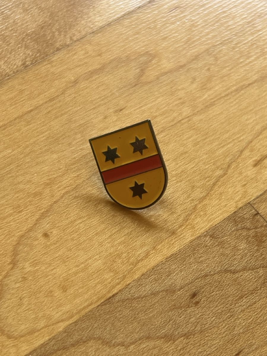 Placchette & Badge: Rifferswil Wappen PIN – Usato da Ottenbach venduto da siiinnaa_77