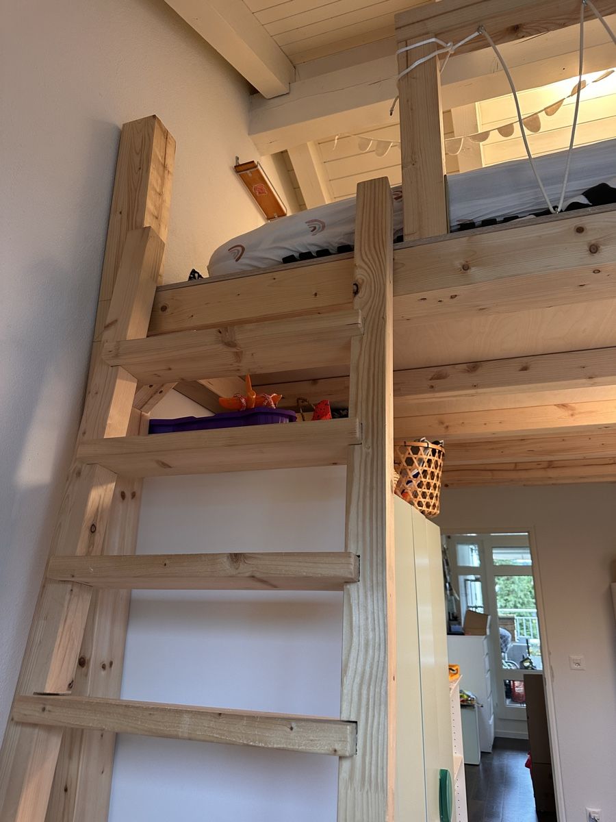 Letti: Kinder Hochbett - Mezzanine  – Usato da Bergdietikon venduto da che_nqc8 2