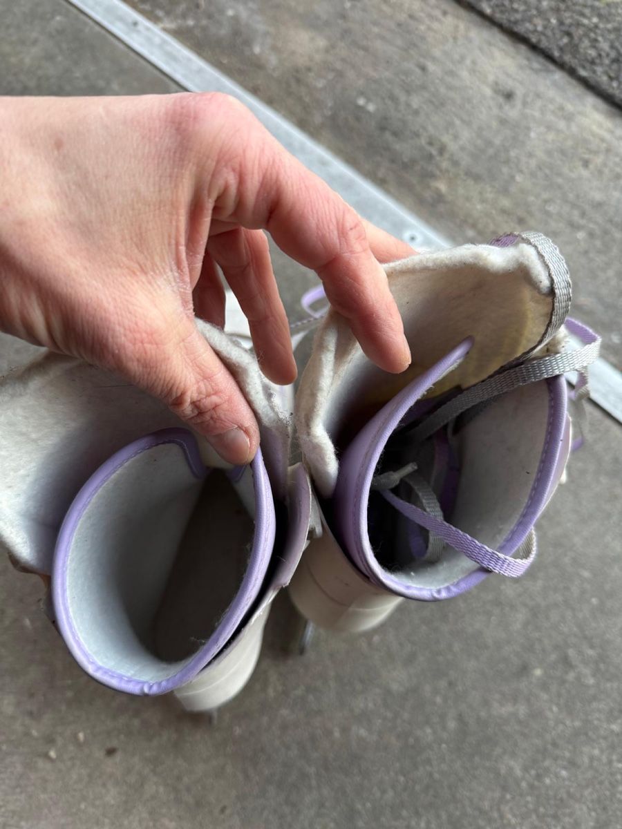 Pattini da ghiaccio: Schlittschuhe Micron und Roces gebraucht – Usato da Horgen venduto da MASTA 9