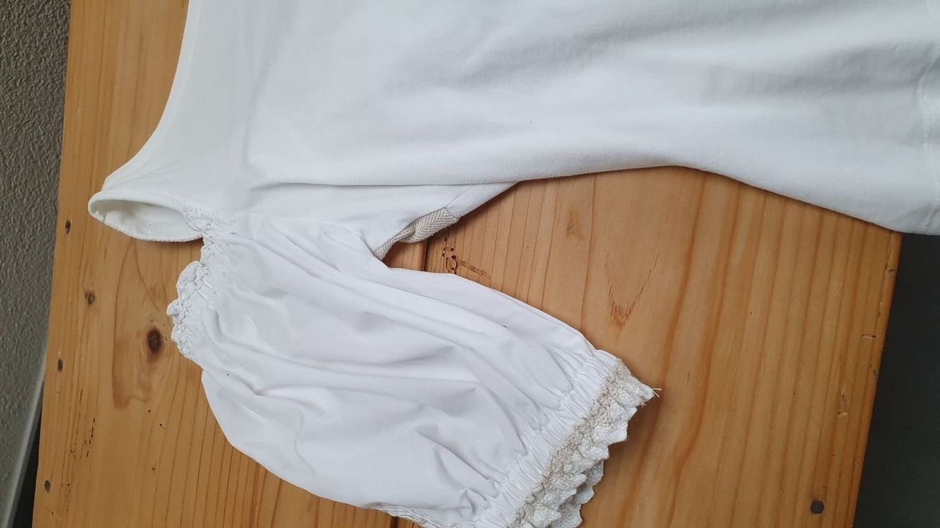 Top: Oberteil-Dirndl – Usato da Wagerswil venduto da flagge 1