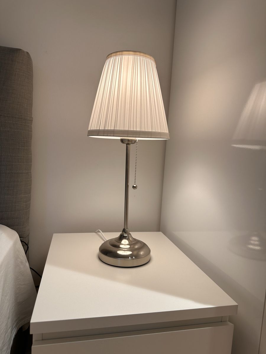 Ikea Lampes: Table lamp  – D'occasion à Zürich par sem_6kf7