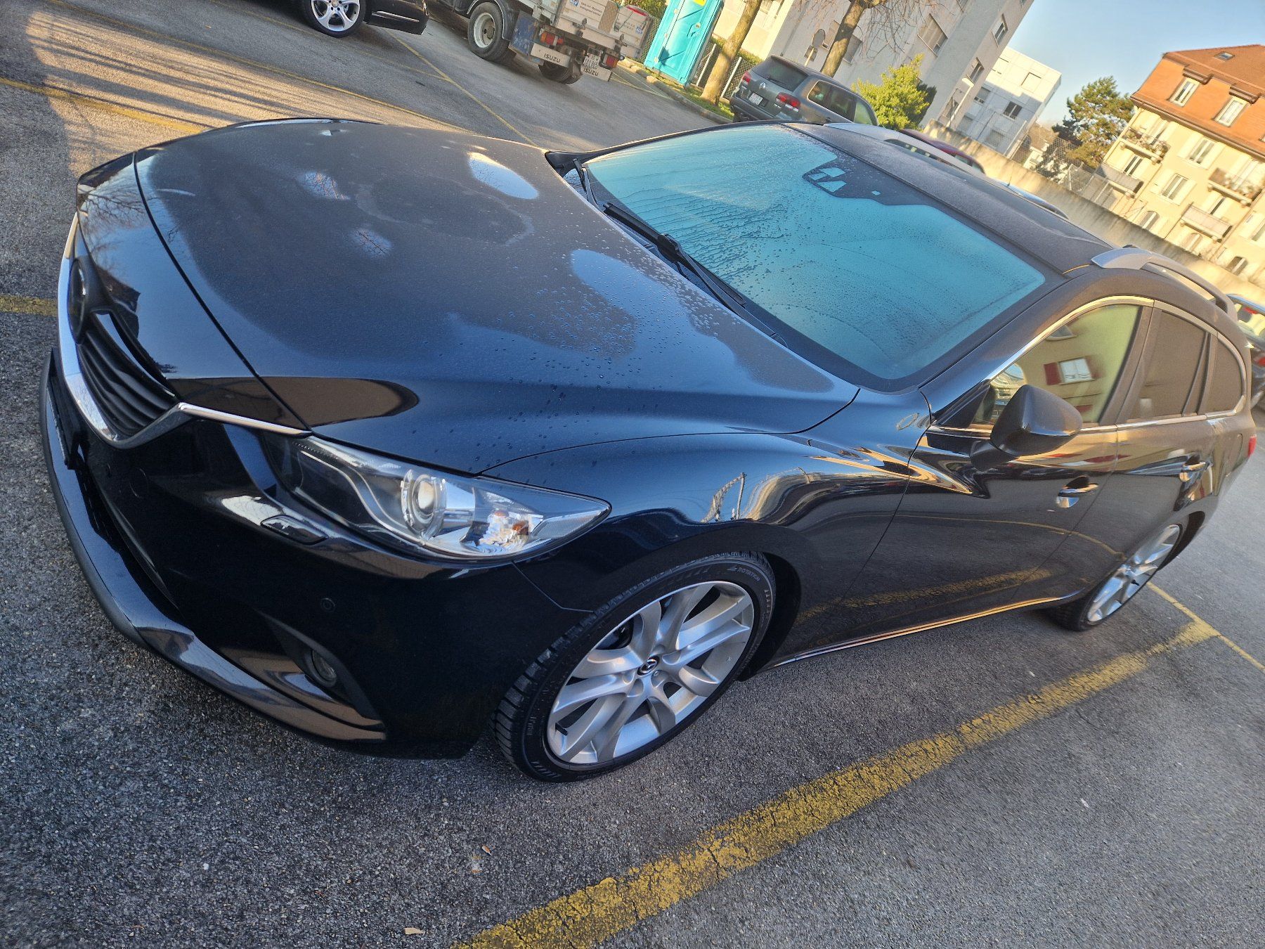 Mazda Automobili: Mazda 6 expertisée – Usato da Lausanne venduto da Simsim_1 1