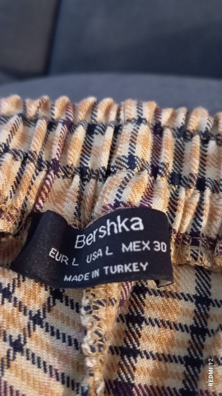 Bershka Pantaloni: Bershka Hose – Nuovo (secondo la descrizione) da Brione Verzasca venduto da pulci22 2