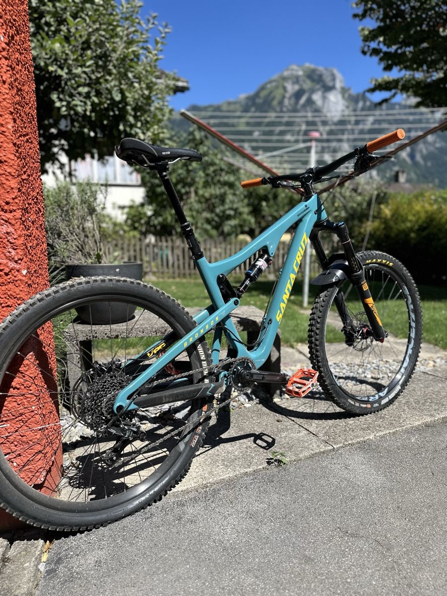 Santa Cruz Biciclette: Santa Cruz Bronson C – Usato da Riedern venduto da Fadrinski