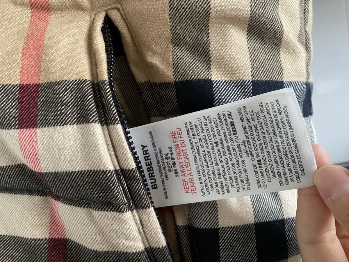 Burberry Gilets & Westen: Burberry Reversible puffer waistcoat Unworn – Neu (gemäss Beschreibung) aus Zug von kse_w9mn 7