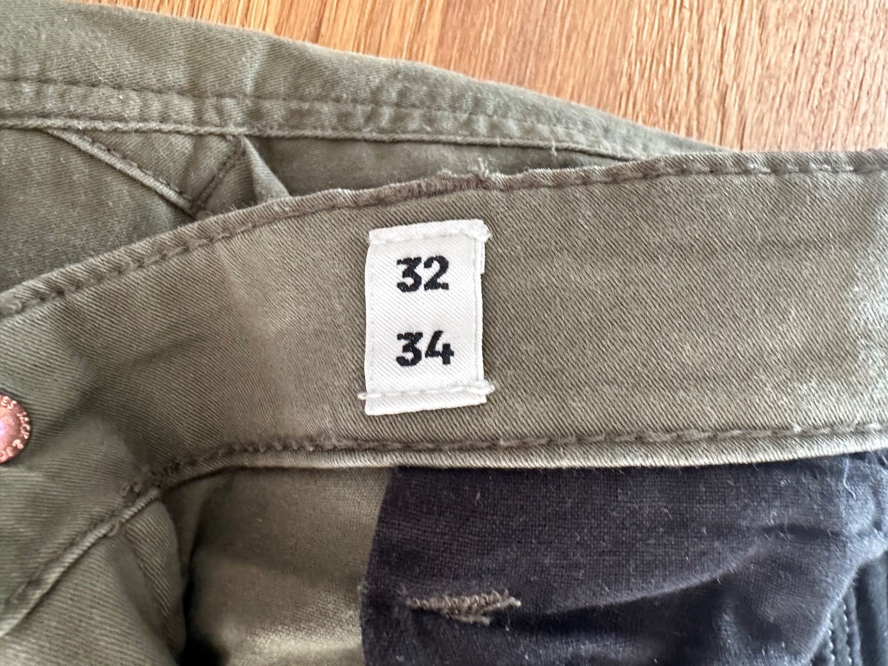 Jack & Jones Pantaloni: Jack & Jones Paul Flake 32/34 olive – Usato da Allschwil venduto da Blumergg 1
