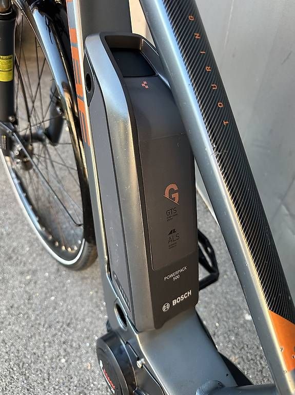 Vélos: E-bike trekking Cube touring 28  – D'occasion à Quartino par DiloUsato 7