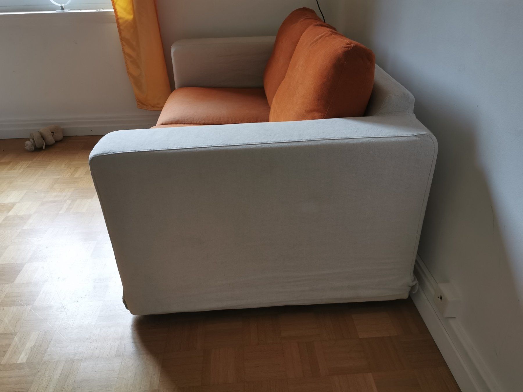 Sofas: Kleines Sofa farbig – Gebraucht aus bern von jeannie2006 1