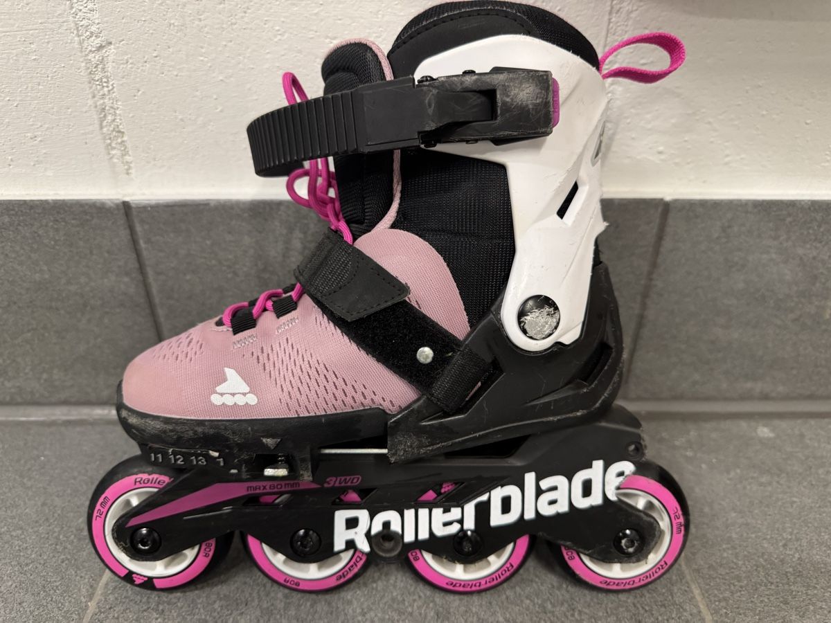 Pattini in linea & Pattini a rotelle: Rollerblade Inlineskates Mädchen, Grösse 28-32, Top Zustand – Usato da Inwil venduto da blue_ninja