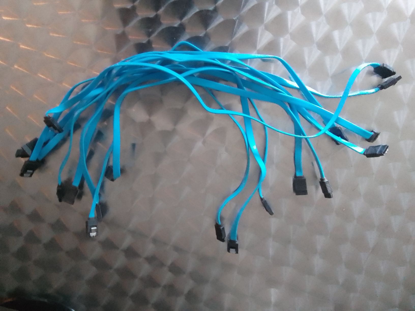 Cavi: 10 x SATA Kabel ca. 50cm – Usato da Ebmatingen venduto da swiss.canadian