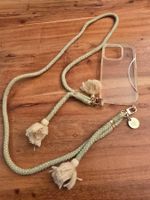 Handyhülle mit Tragriemen