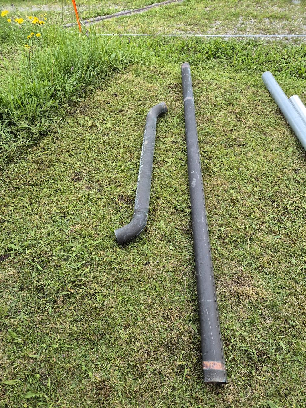 Altri materiali da costruzione: Dachrinne – Usato da Savognin venduto da feibien83