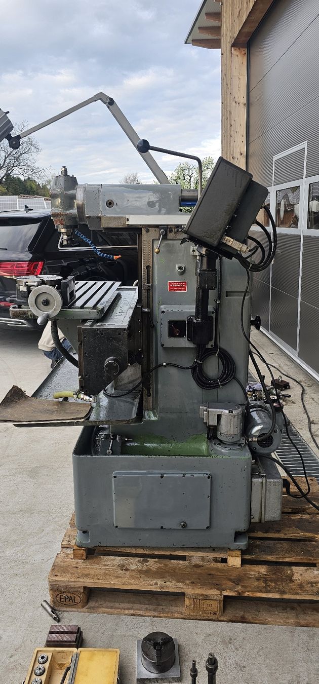 Promac Tutte le macchine: Universal Fräsmaschine  SIXIS S103 – Usato da Emmenbrücke venduto da inf_l8yf 3