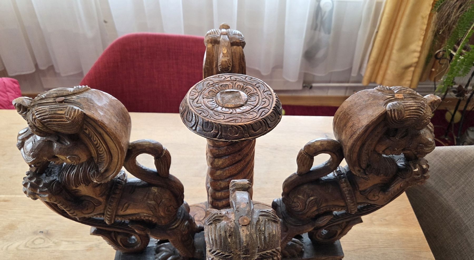 Sculture & Statue: Schnitzerei Tischsockel aus Holz – Usato da Rehetobel venduto da hobirot01 2