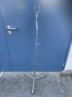 Kranzständer Metall, höhenverstellbar von ca.125 bis 180cm