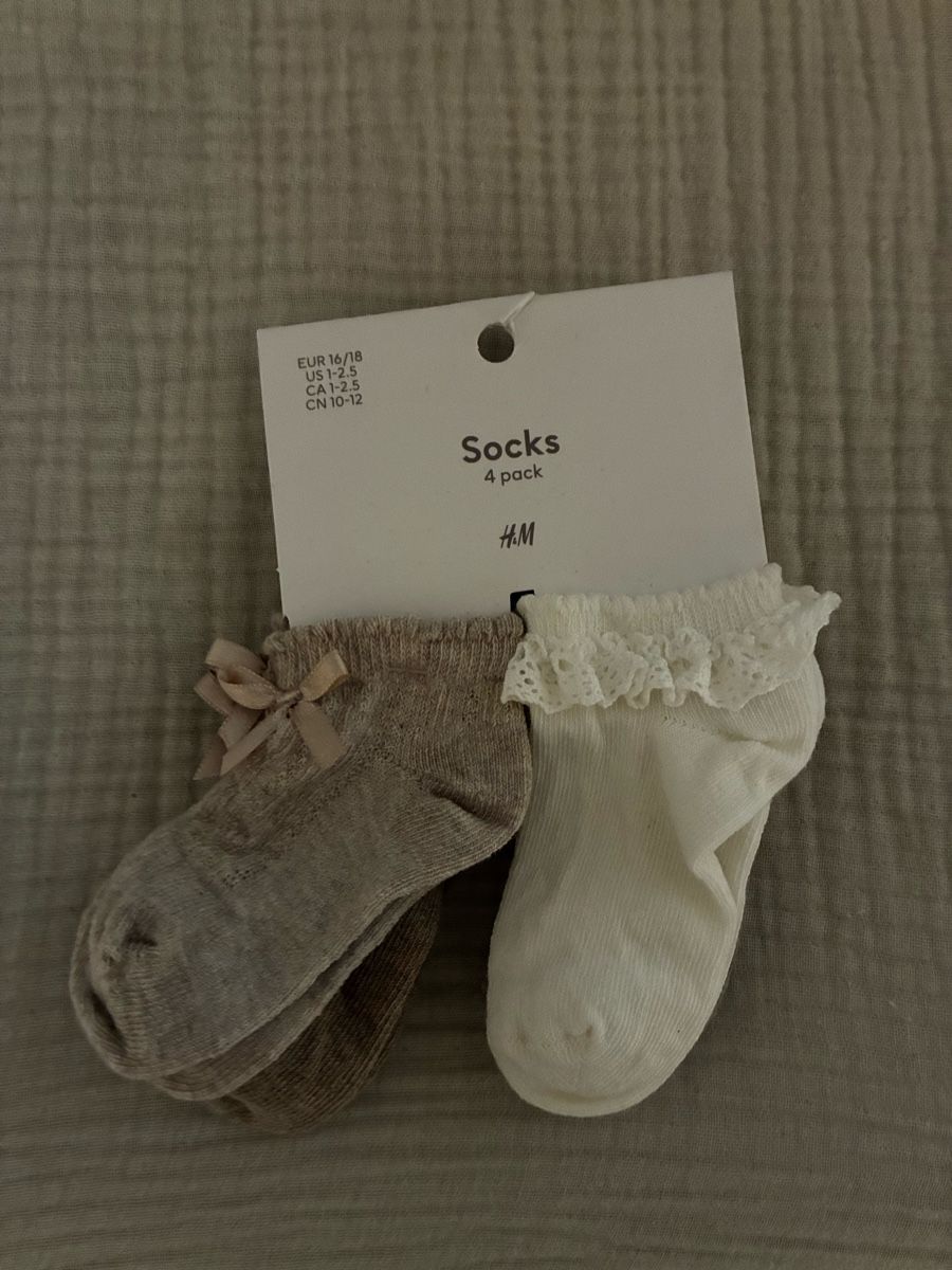 H&M Calze per bambini: Söckchen 4er Pack H&M Grösse 16/18 neuwertig – Nuovo e nell'imballaggio originale da Thierachern venduto da Jen_6jkc