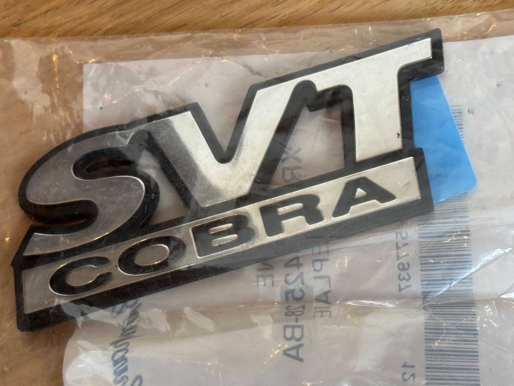 Tutti pezzi di ricambio auto: Emblem neu im Paket 4Stk. – Nuovo (secondo la descrizione) da Flawil venduto da hallyi 1