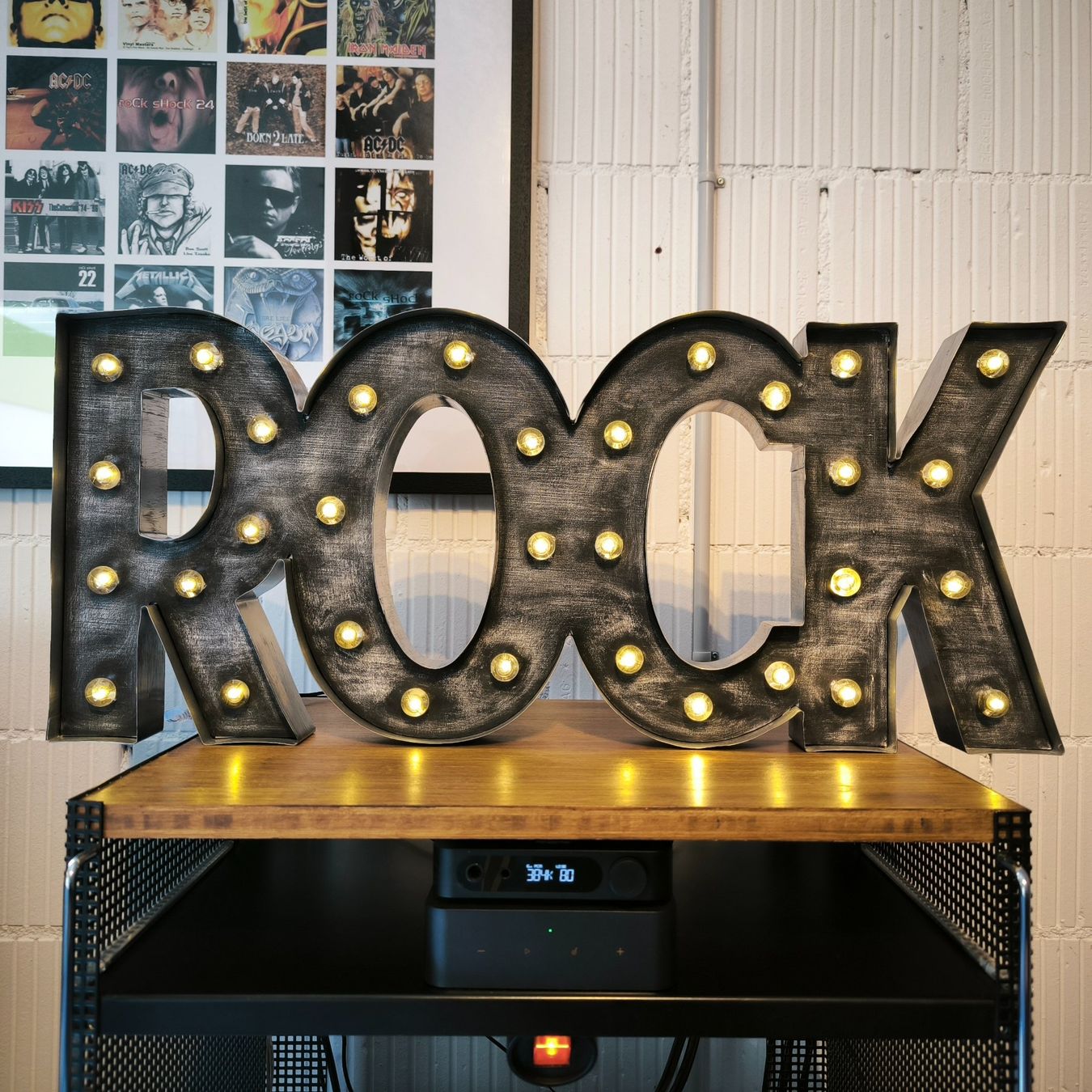 Lampade: Rock-Leuchte mit LEDs – Usato da Sarmenstorf venduto da Toyvette