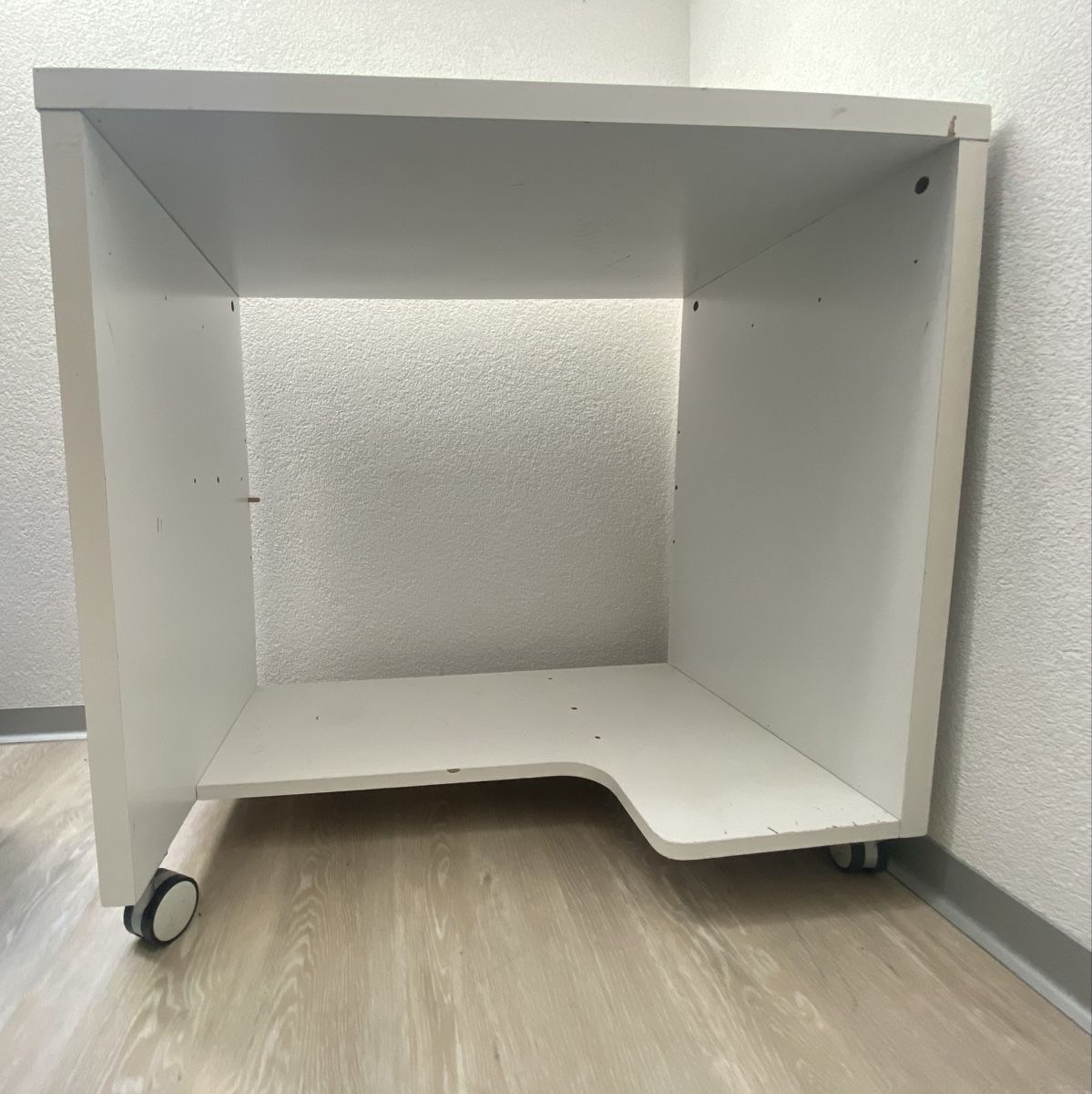 Letti: Chambre lit armoire bureau – Usato da Chézard-St-Martin venduto da monster2525 4