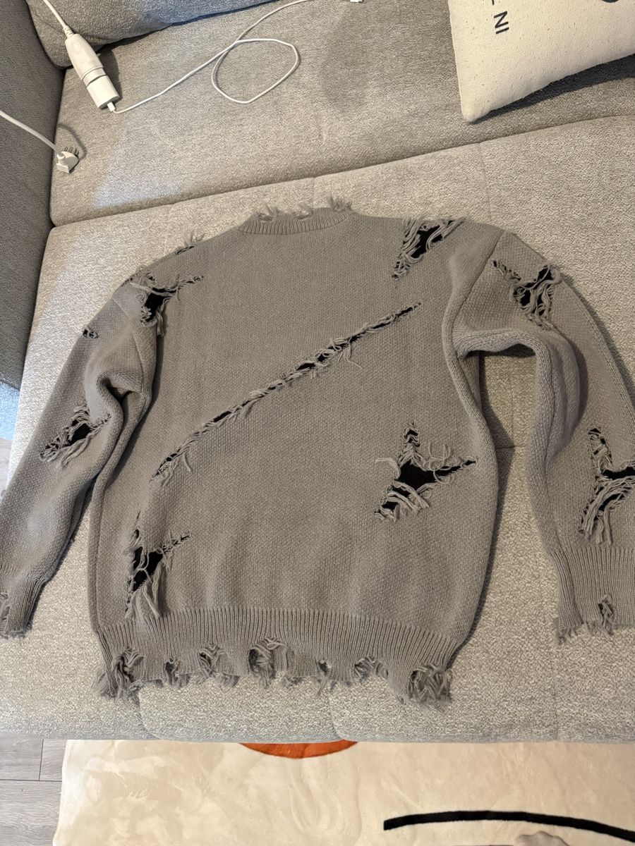 Pulls & Sweat-shirts: Pull Andreéee Gris Délavé – Style Grunge Automne/Hiver – Neuf (Voir description) à Rolle par Ken_ 1