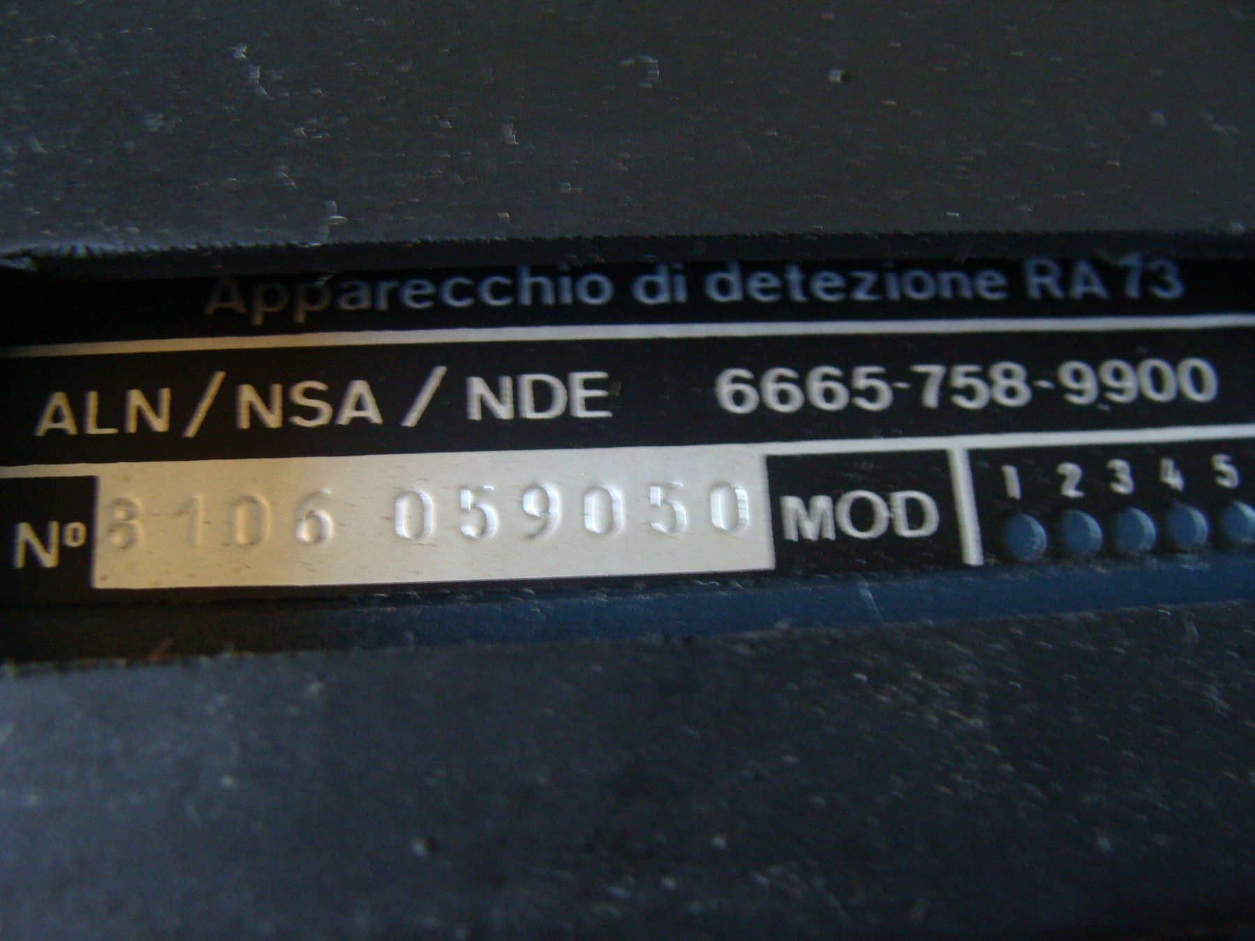 Schweizer Armee Armi bianche: Dispositif militaire, détecteur de radiations + calculations – Usato da Cuarny venduto da hen_g7hn 2