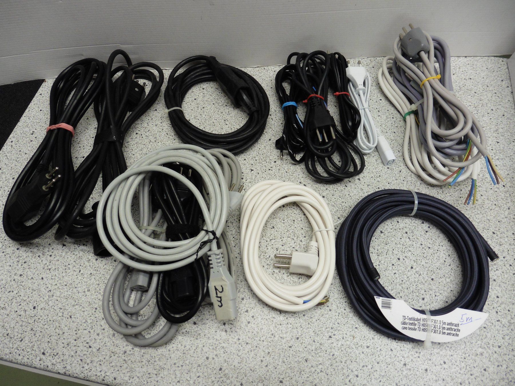 Cavi: Elektrokabel – Nuovo (secondo la descrizione) da Mönchaltorf venduto da boesi51