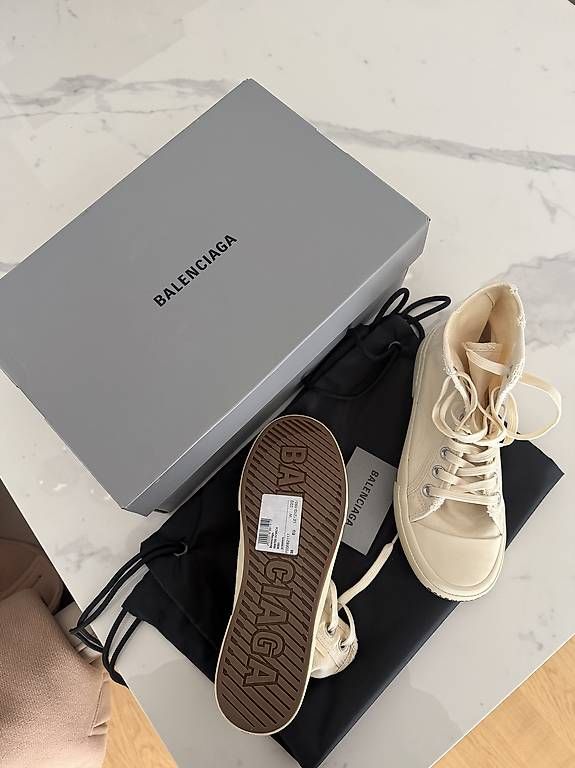 Balenciaga Scarpe da donna: Balenciaga sneakers – Nuovo e nell'imballaggio originale da Fribourg venduto da jan_jgw6 4
