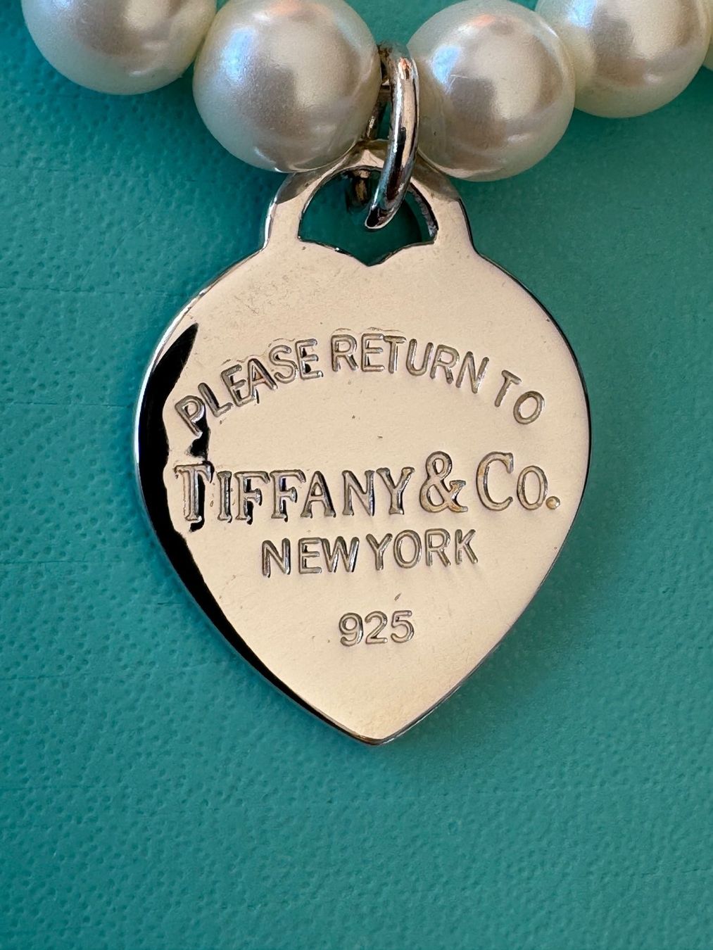 Tiffany & Co. Bracciali & Braccialetti: RETURN TO TIFFANY & CO PERLEN ARMBAND MIT SILBER HERZ – Usato da Binningen venduto da Chaussie 6