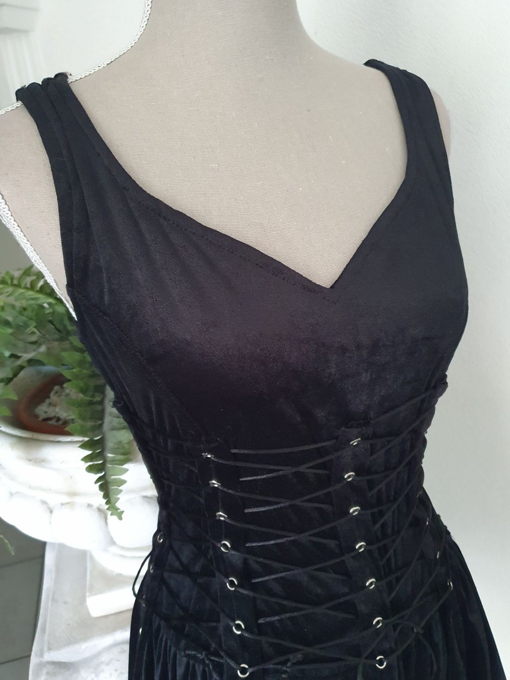 Kleider: Grschnürtes Gothic Samtkleid Gr S "Sinister" – Gebraucht aus Münsingen von BlackTears-3 2