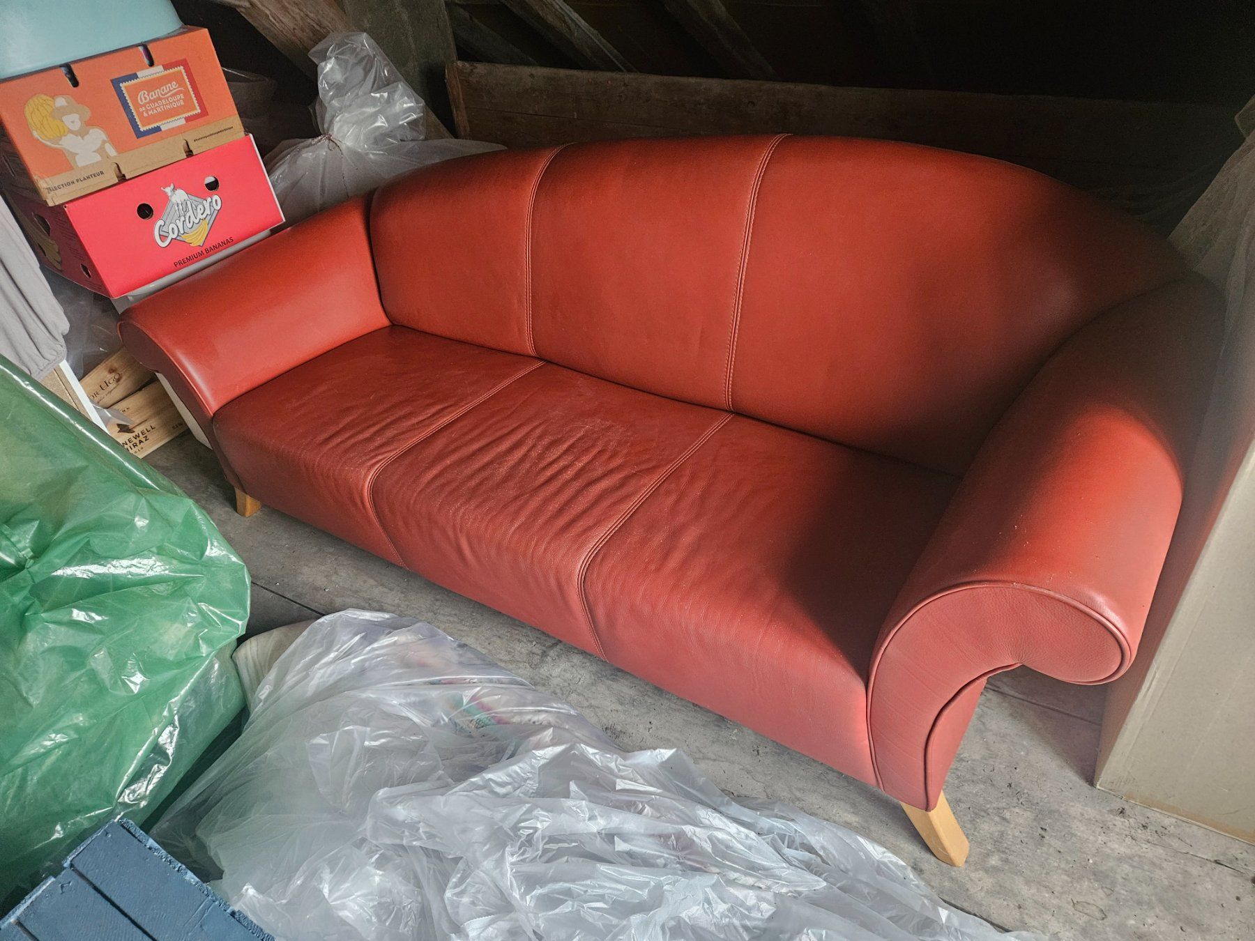 Divani: Sofa Echtleder rot – Usato da Hendschiken venduto da mire_zo