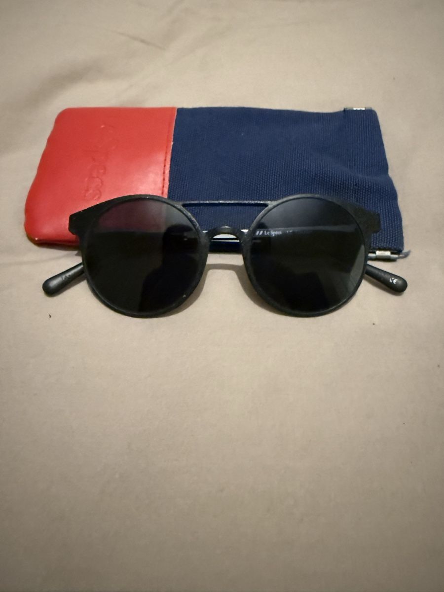 Occhiali & Lenti: LUNETTE DE SOLEIL - LES SPECS – Usato da Genève venduto da Emorejac