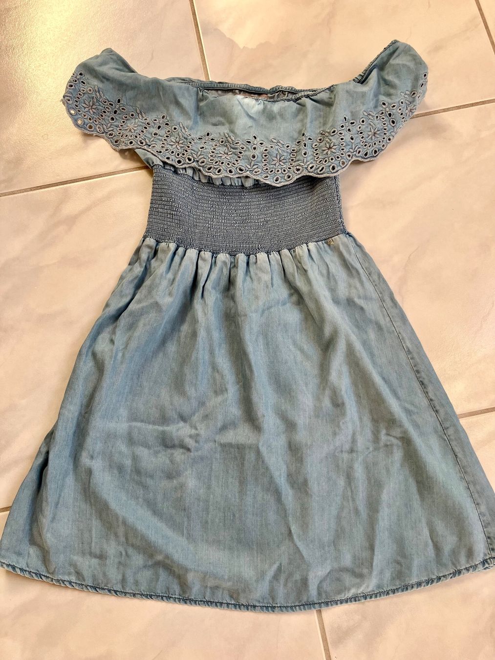 Guess Vestiti: Wunderschönes GUESS Sommerkleid Gr. XS – Usato da Ostermundigen venduto da Eliane0014 3