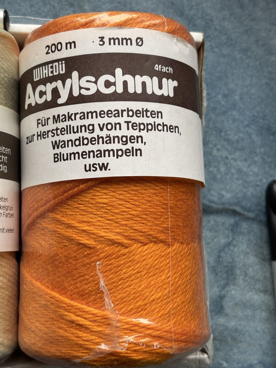 Cordicelle & Fili: Acrylschnur neu – Nuovo (secondo la descrizione) da Kesswil venduto da Branca-01 2
