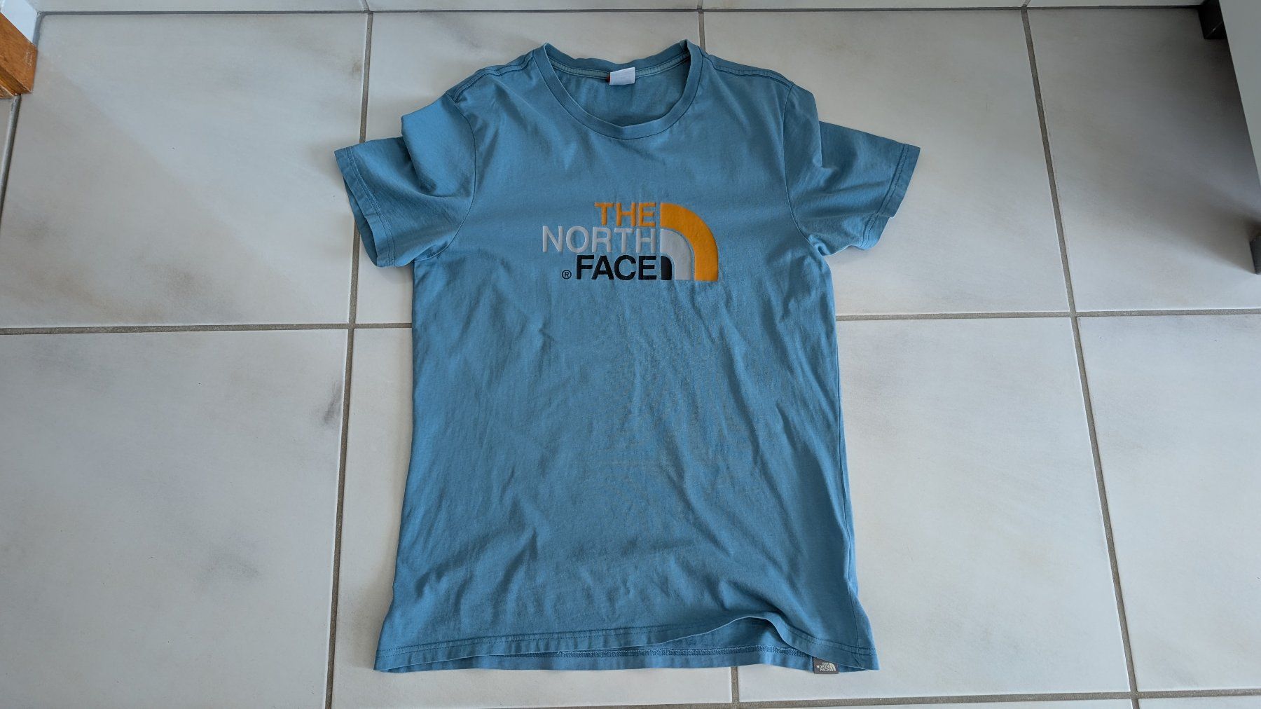 North Face Lots de vêtements: The North Face T-Shirts - Gr. M – D'occasion à Oberwil-Lieli par meipa3000 5
