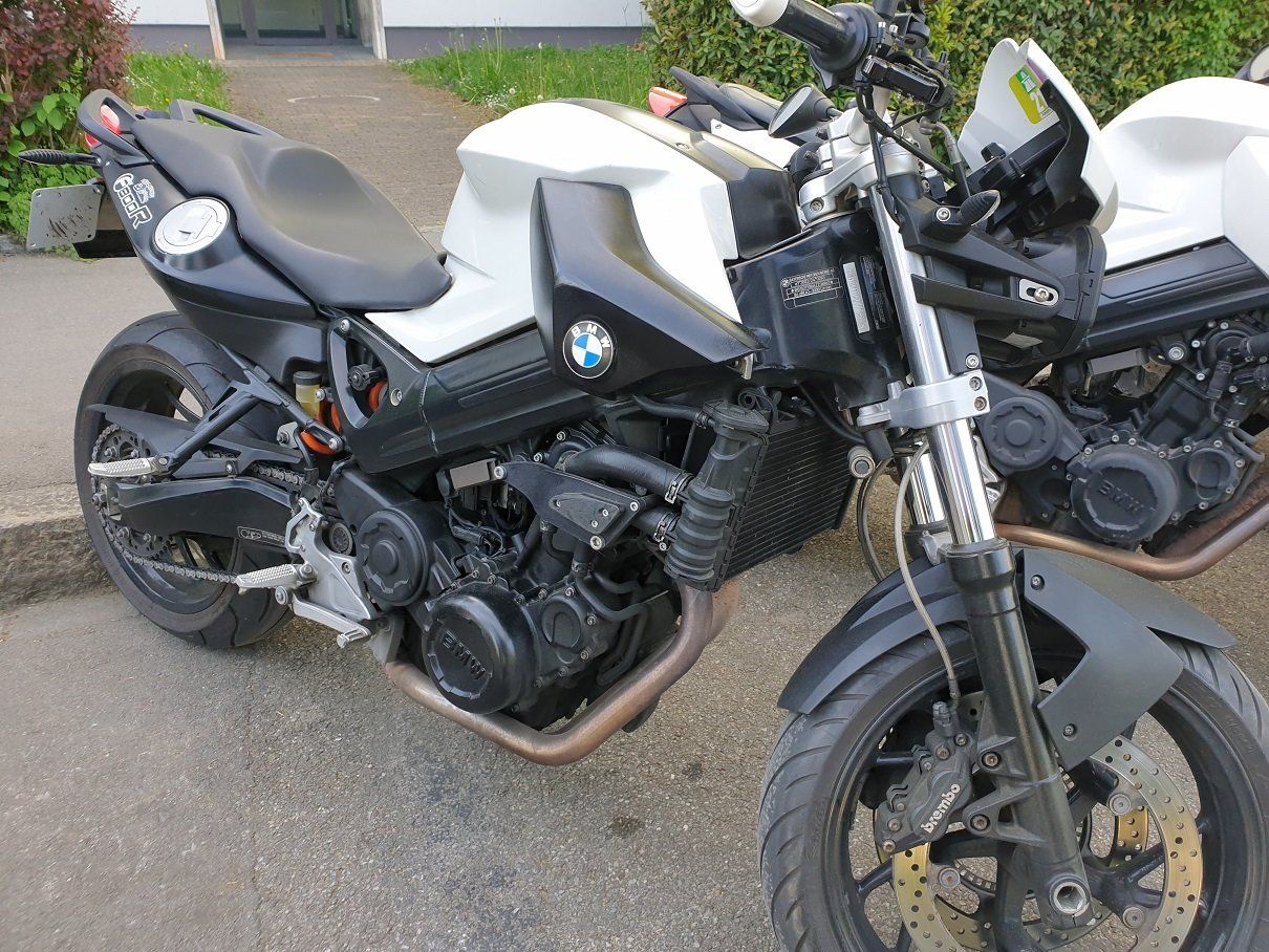 BMW Strada: BMW F 800 R 2010 – Usato da Basel venduto da Huesing